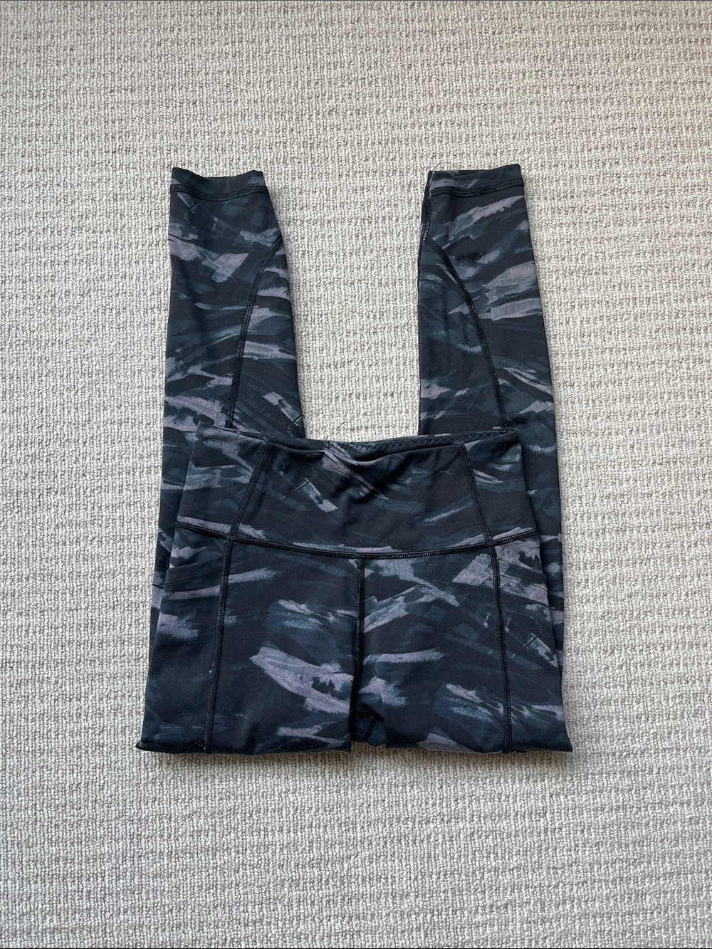 Victoria’s Secret workout leggings - petite